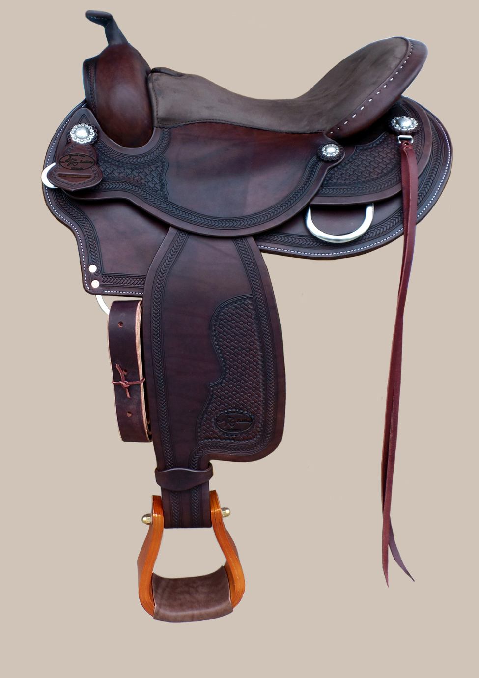 kurzer Freizeit Westernsattel, dunkel gegerbt