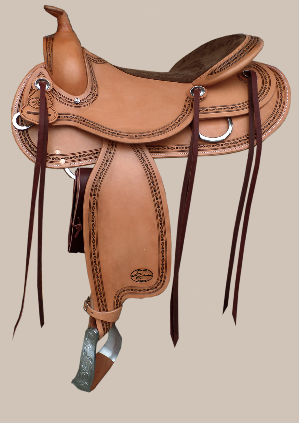 westernsattel custom made, antik finish